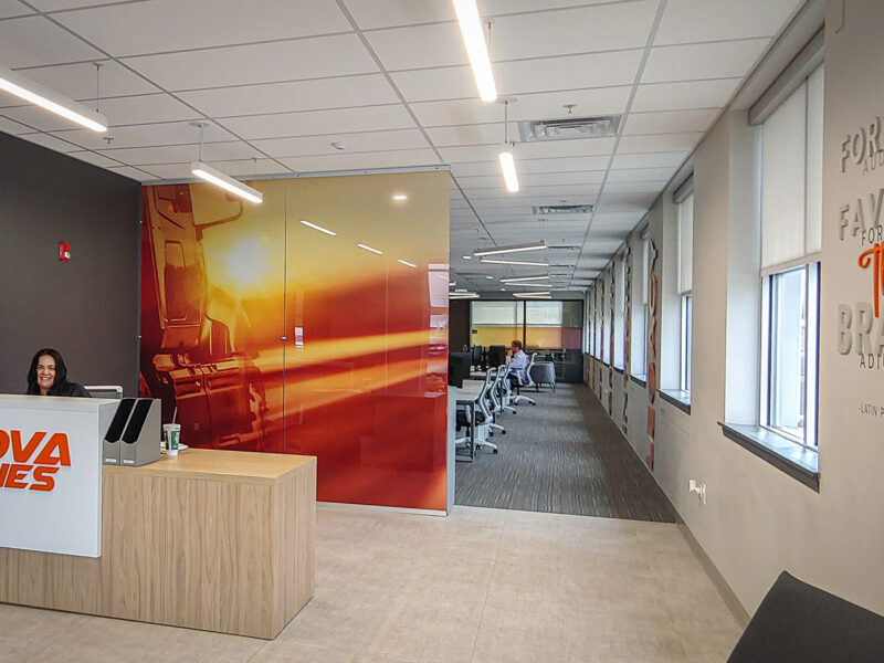 Nova Lines Reception